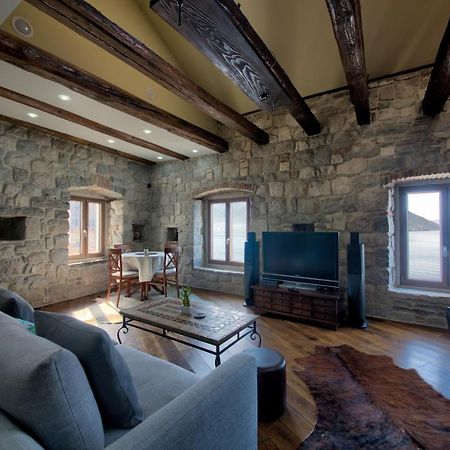 Kazerma Apartment Perast Bagian luar foto