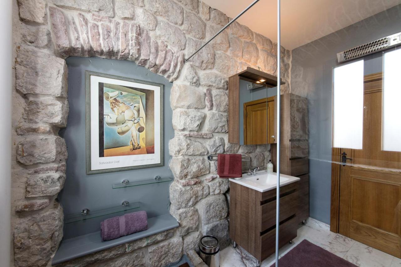 Kazerma Apartment Perast Bagian luar foto