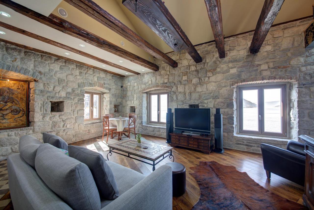 Kazerma Apartment Perast Bagian luar foto