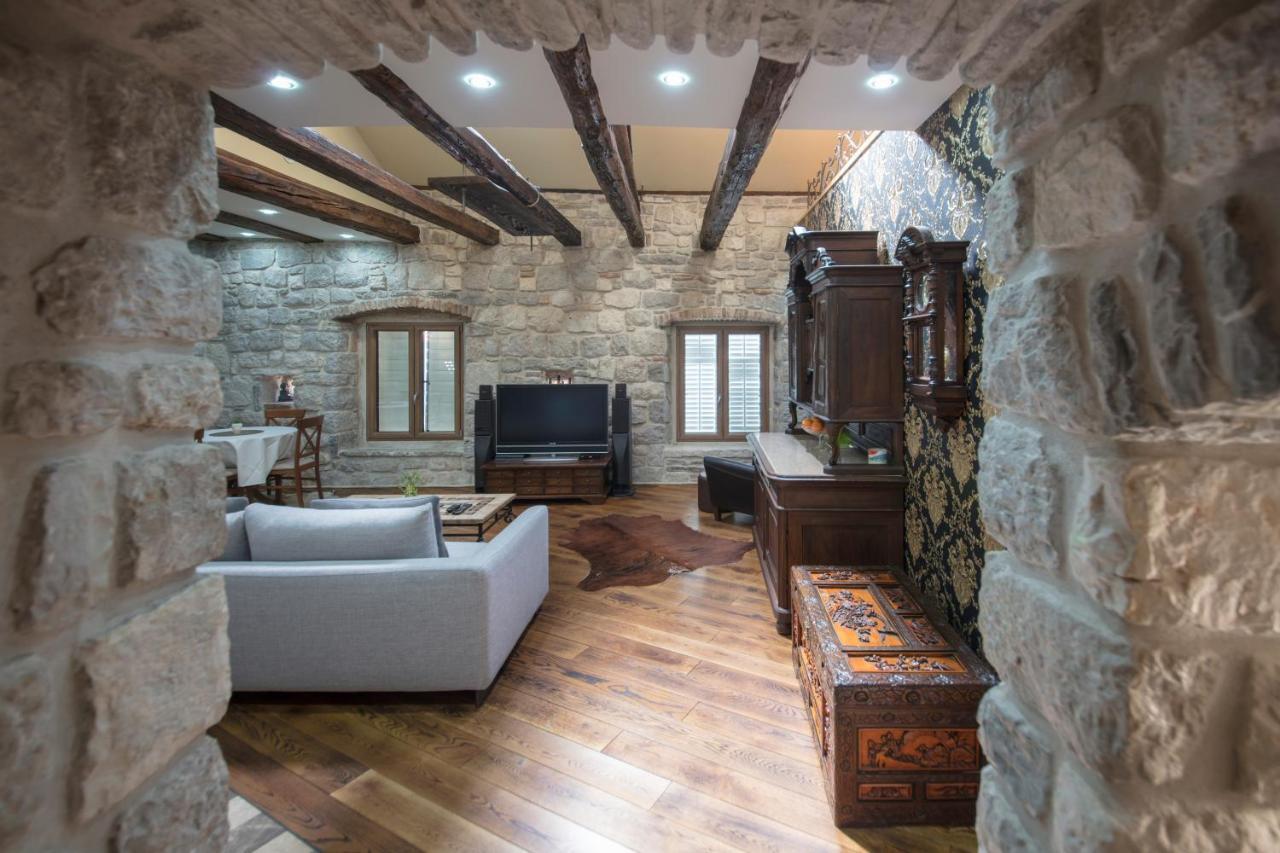 Kazerma Apartment Perast Bagian luar foto