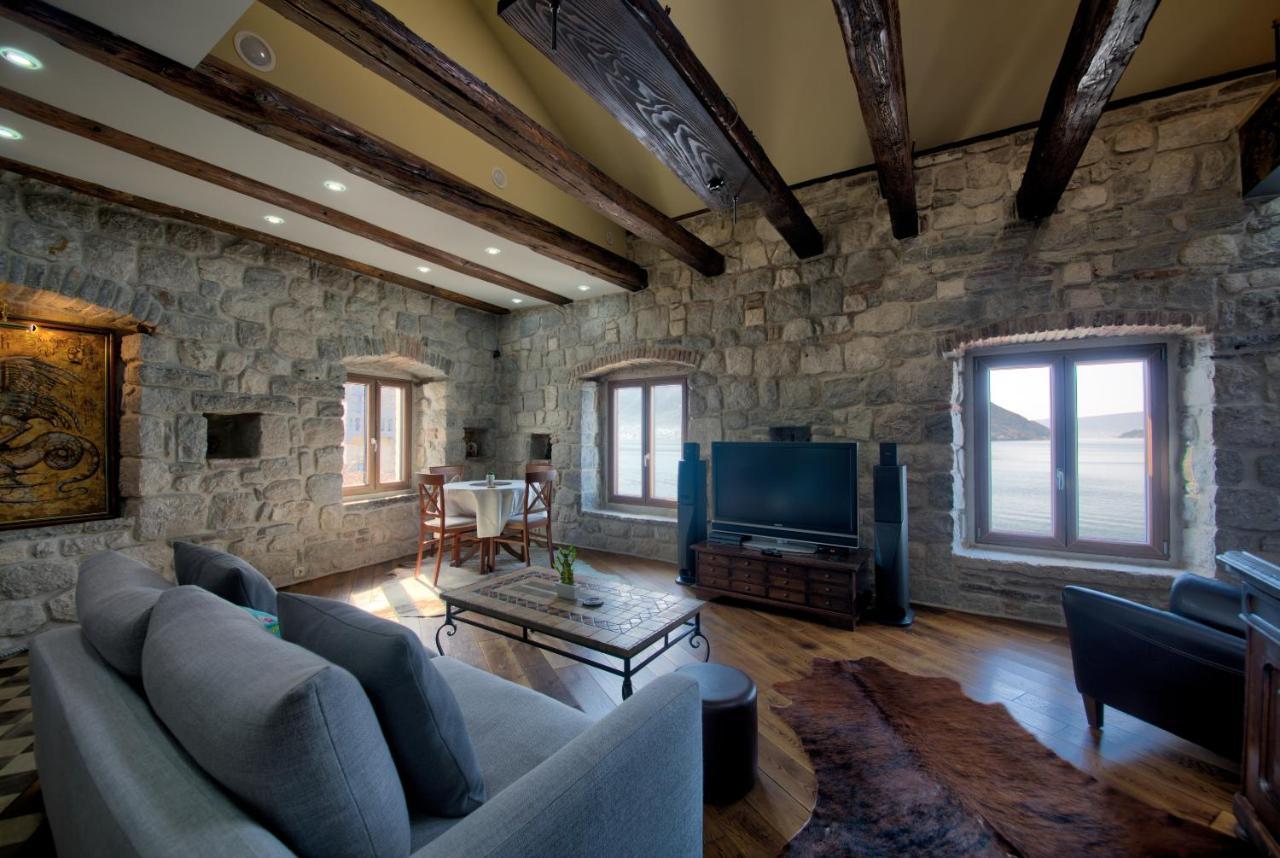 Kazerma Apartment Perast Bagian luar foto