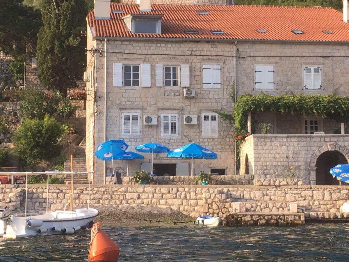 Kazerma Apartment Perast Bagian luar foto