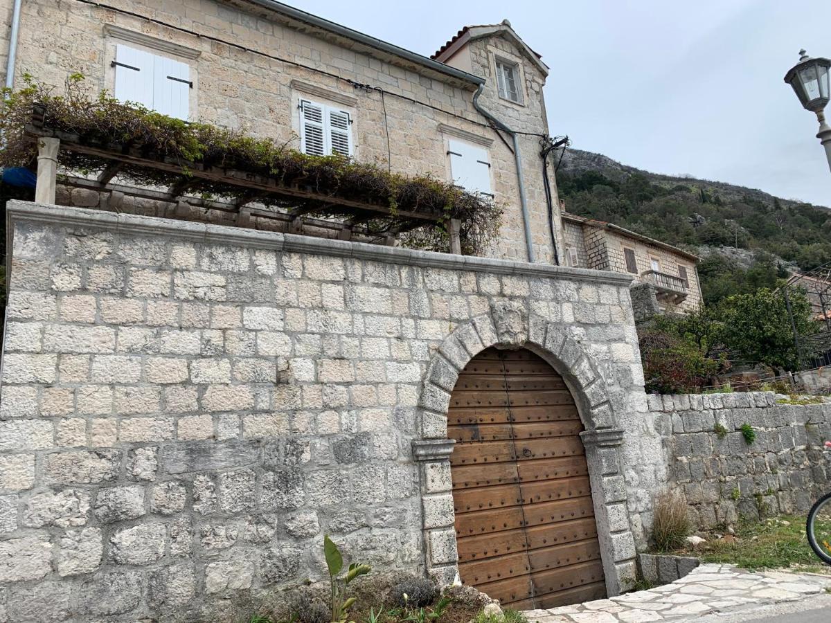 Kazerma Apartment Perast Bagian luar foto